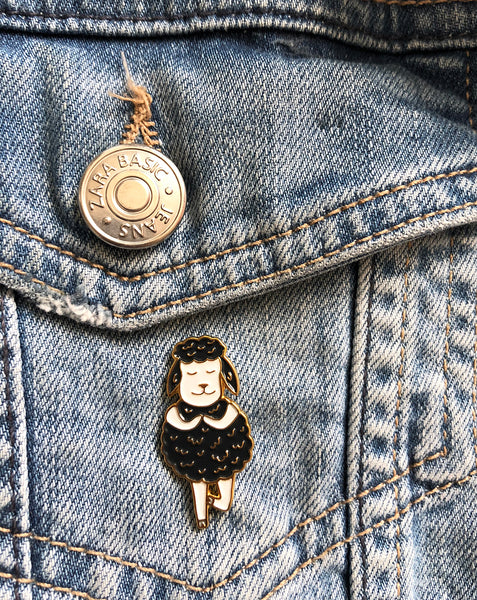 Black Sheep in Tree Pose/Vrikshasana - Yoga Enamel Pin